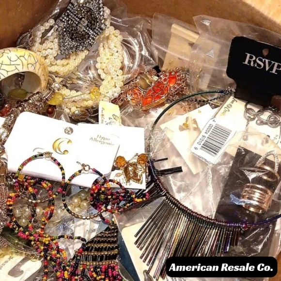 5 lbs Jewelry Lot-Some Good Some Broken-Necklaces,Bracelets,Earrings-All metal - Picture 6 of 9